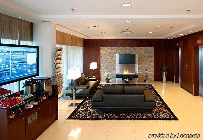 Готель Courtyard By Marriott Duesseldorf Hafen Інтер'єр фото