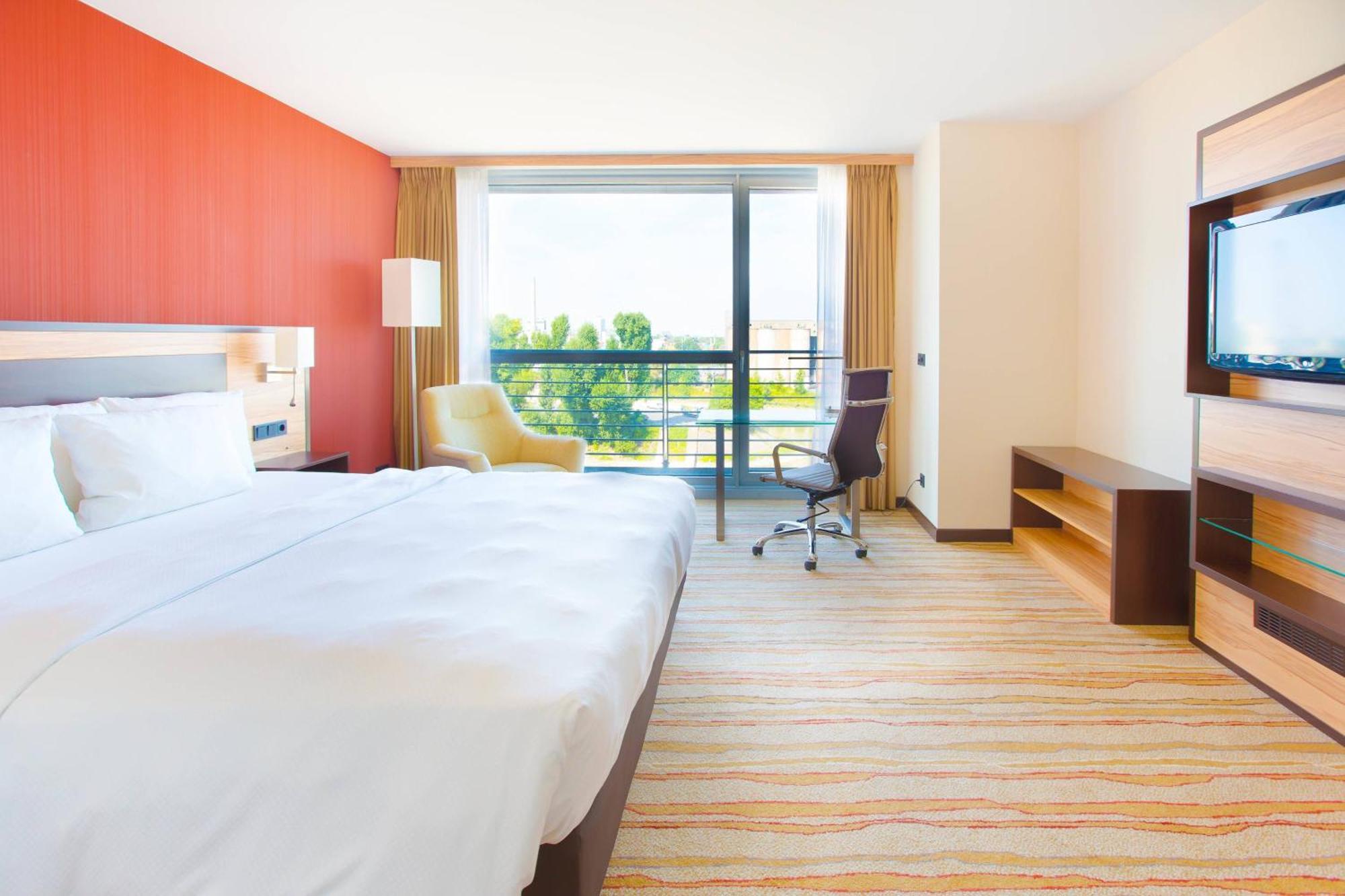 Готель Courtyard By Marriott Duesseldorf Hafen Екстер'єр фото